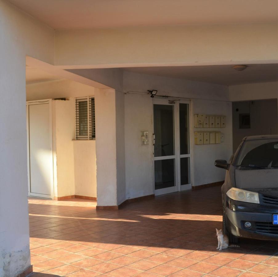 Eftichia Apartment Nea Chora Khania Eksteriør bilde