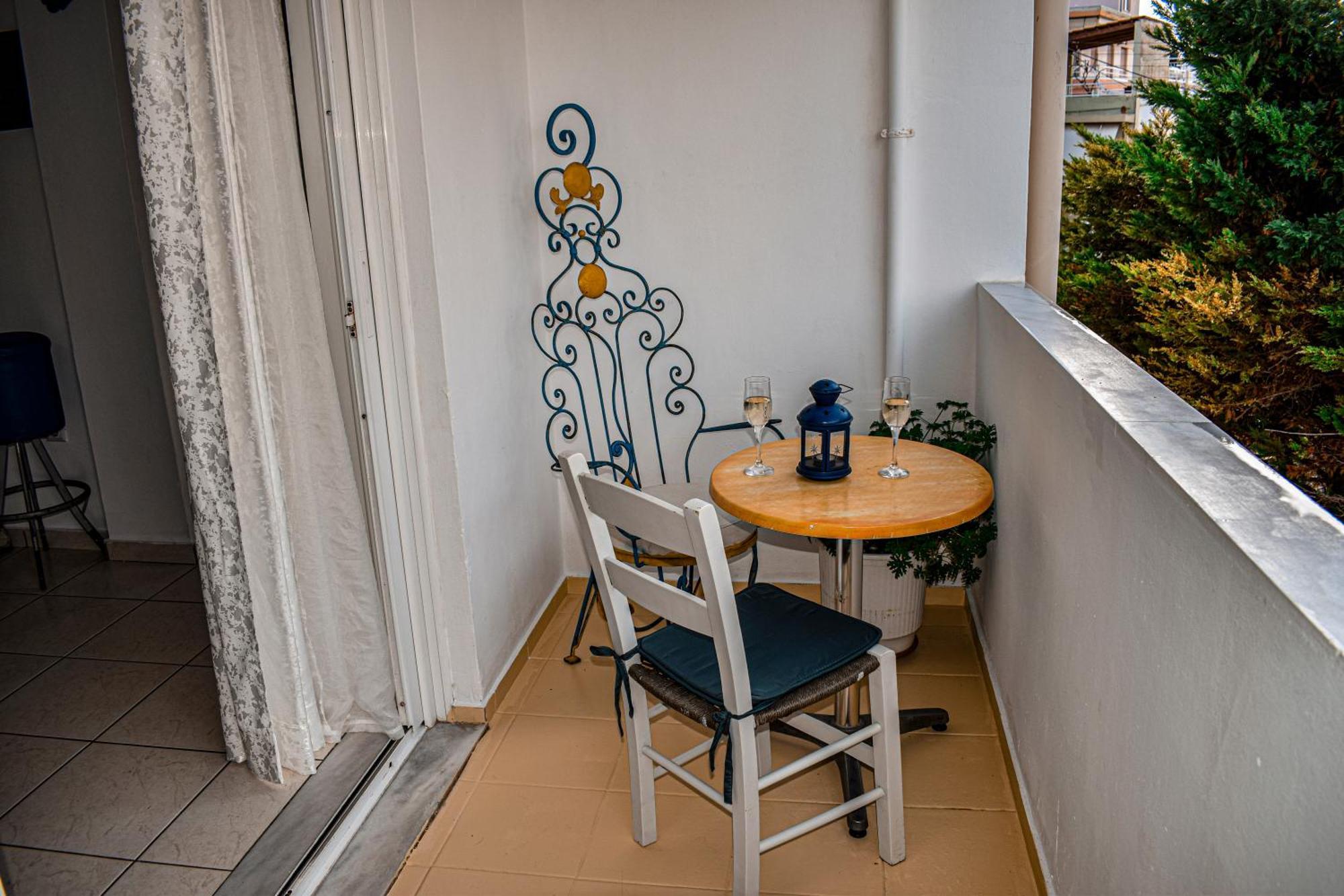 Eftichia Apartment Nea Chora Khania Eksteriør bilde